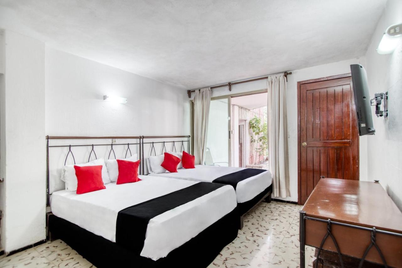 Hotel San Carlos Tizimin Bagian luar foto