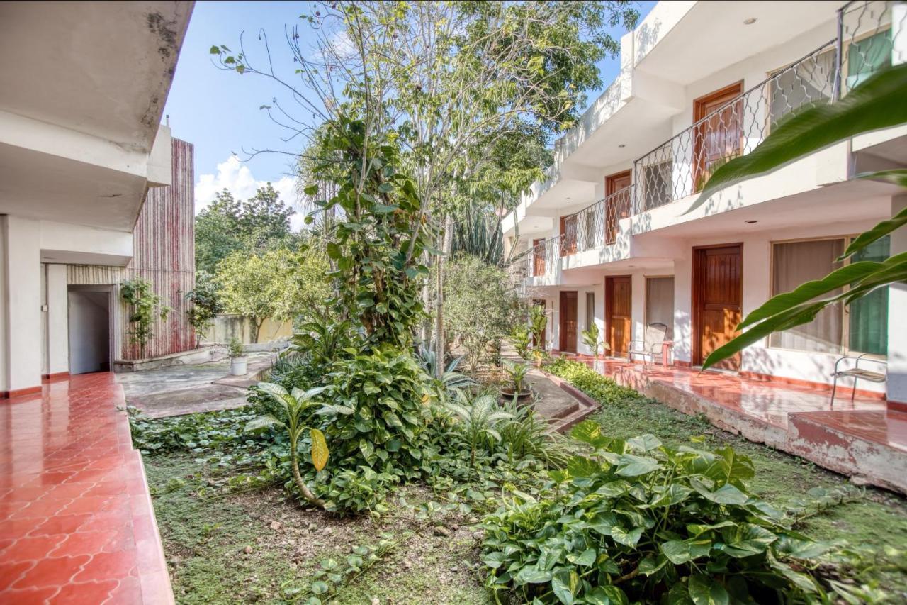 Hotel San Carlos Tizimin Bagian luar foto