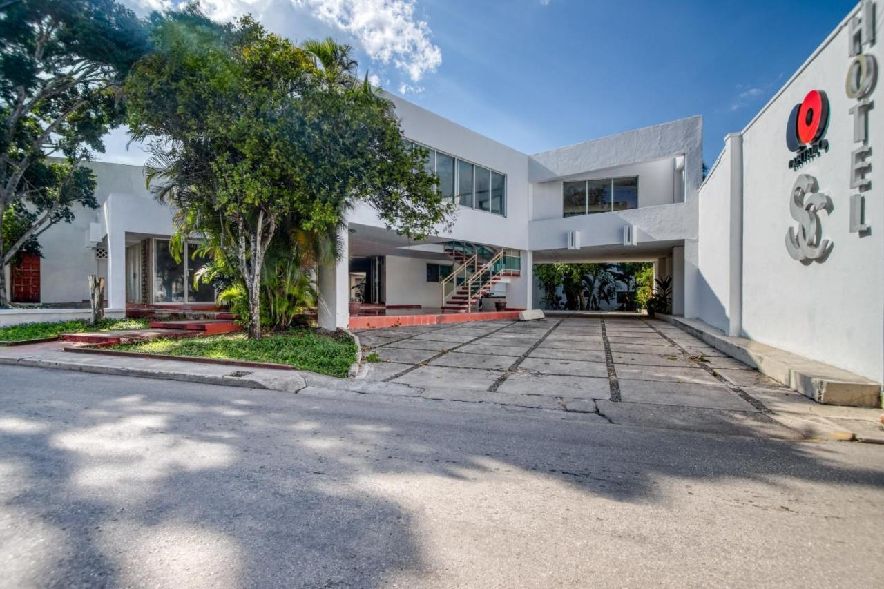 Hotel San Carlos Tizimin Bagian luar foto